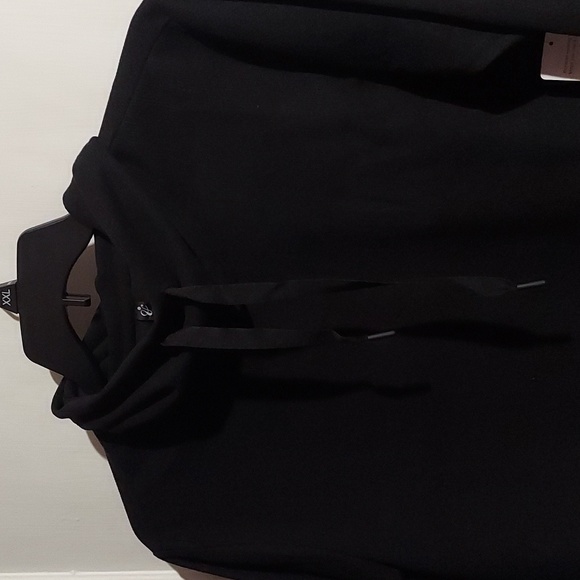 NWT Athletic Sweatshirt - Picture 4 of 5